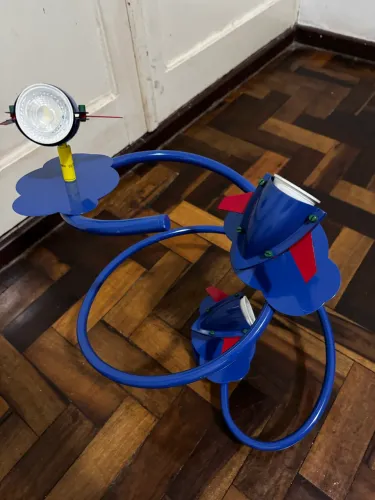Luminária infantil foguetes azul