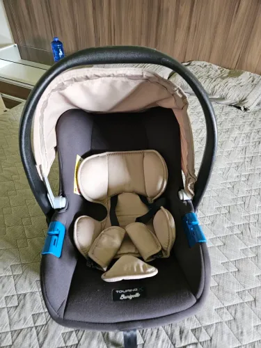 Bebê conforto usado ( Burigotto)