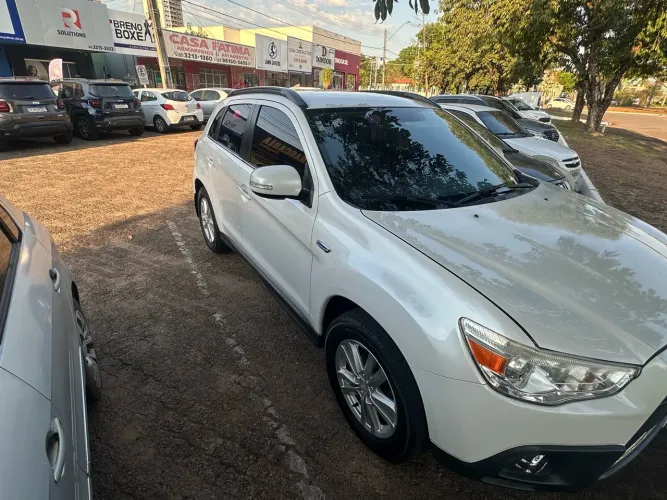Mitsubishi ASX 2.0 16V 4X4 160cv Aut. 2012