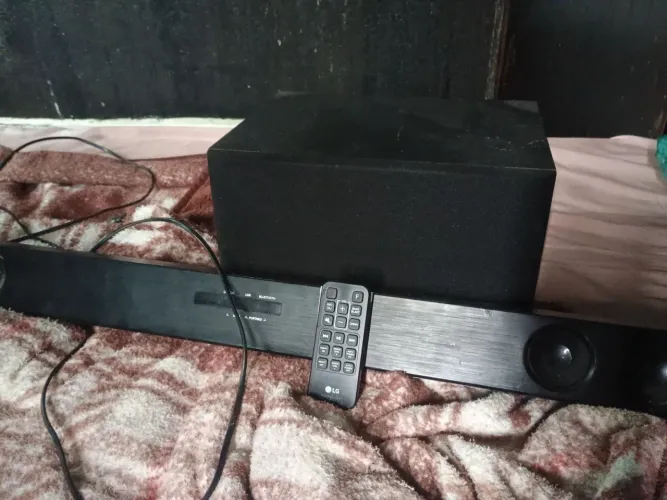 Soundbar LG SQC2 300W