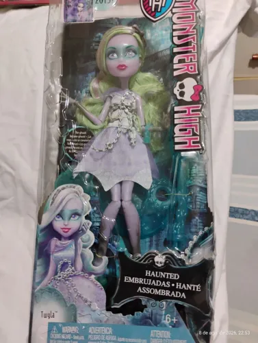 Monsters high Twyla Haunted caixa lacrada