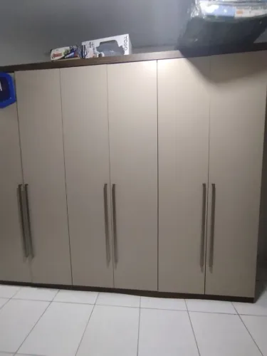Vendo guarda-roupa casal