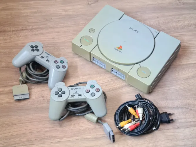 Playstation 1 FAT modelo 1001 Funcionando