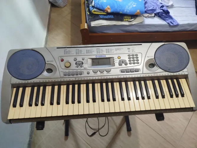 Teclado Yamaha PSR-275