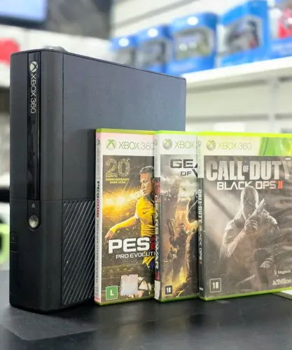 Xbox 360 com 3 jogos originais