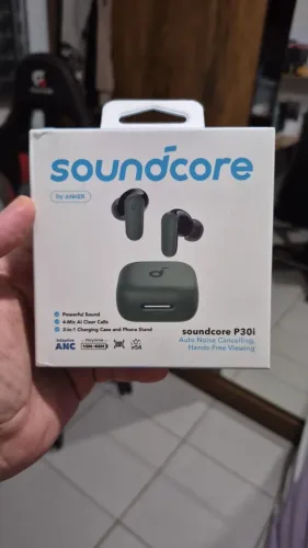 Fone Soundcore P30i sem a case extremamente novo