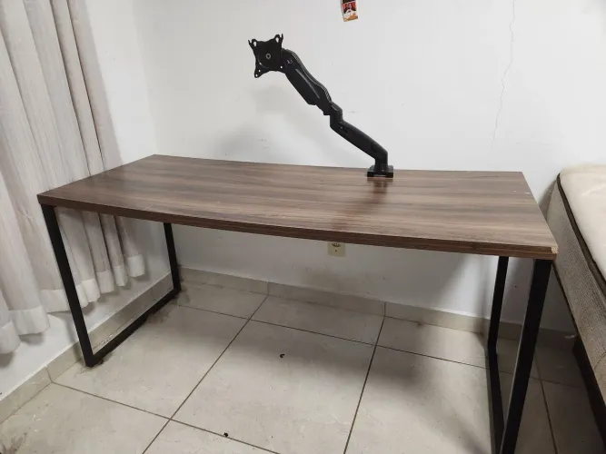 Mesa 1.20m com pistão ELG F80N