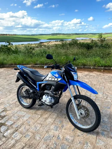 Bros 160.