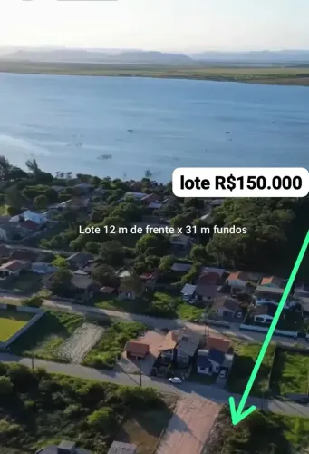 Imóvel para venda possui 360 metros quadrados em Farol de Santa Marta - Laguna - SC