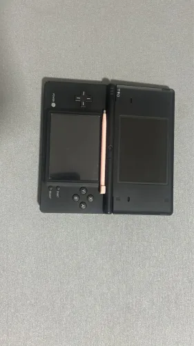 Nintendo DSi Cinza/Preto + SD16gb