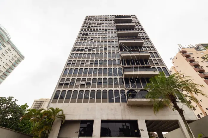 APARTAMENTO DUPLEX COM VISTA PARA O VERDE! VENDE!
