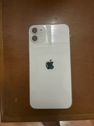 iPhone 11 (64gb) tela quebrada VALOR NEGOCIÁVEL