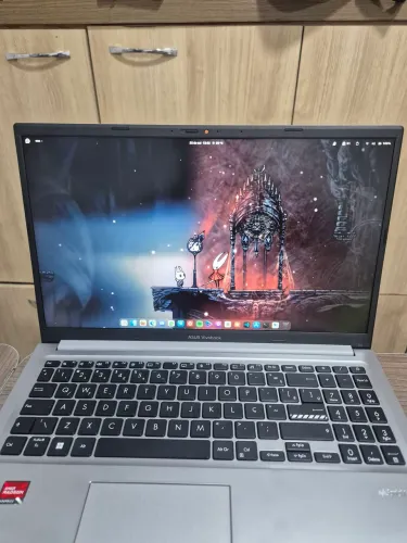 Notebook ASUS Vivobook 15 Ryzen 7 8/512GB