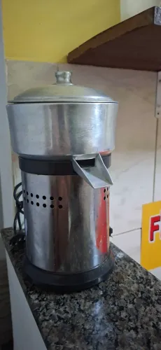 Expremedor de frutas