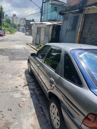Ford Escort GL 1.8i 16V 4P 1998