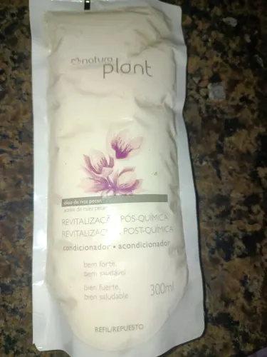 Condicionador Natura plant revitalização pós-química