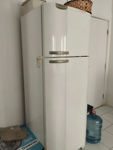 Geladeira sem funcionar