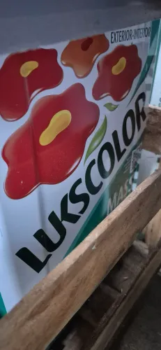 Massa acrílica