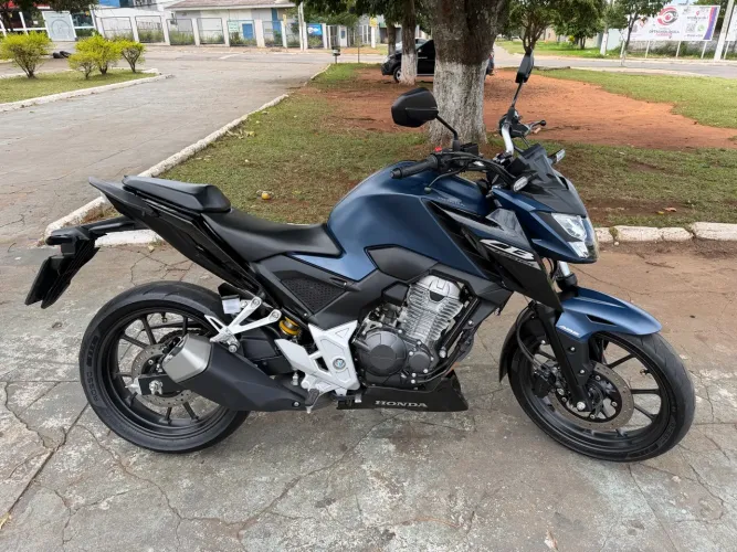 Honda CB 300f Twister Flex 2025