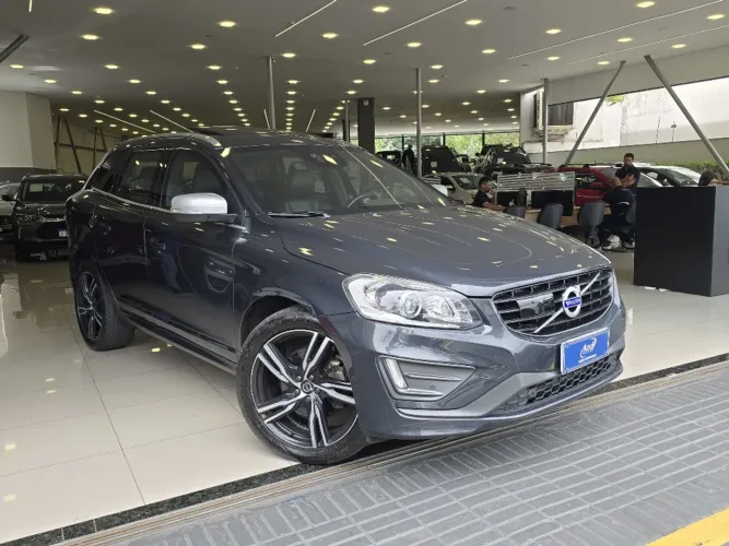 Volvo XC-60 XC 60 T-5 Dynamic 2.0 FWD Turbo Gasolina 4P AUT 2017