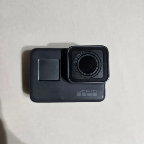 Gopro Hero 5 black - com 3 baterias e acessórios