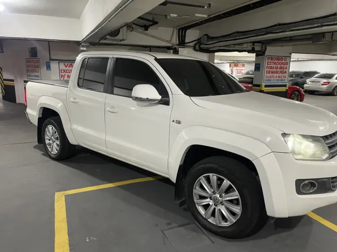 Volkswagen Amarok High.cd 2.0 16V TDI 4X4 Dies. AUT 2013