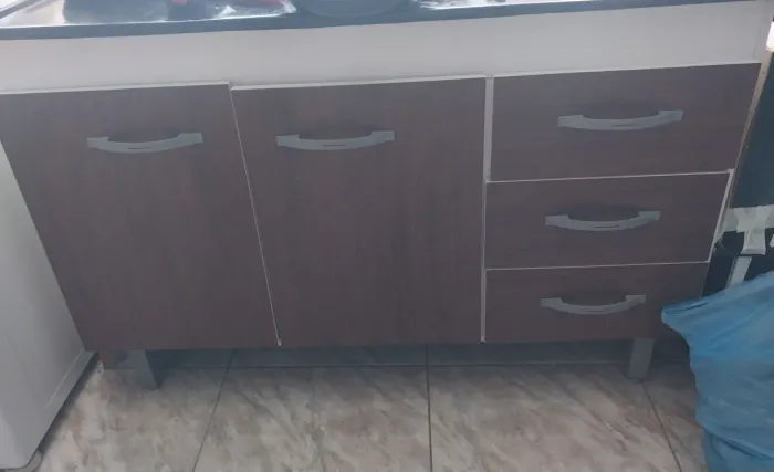 Armario de cozinha com Cuba