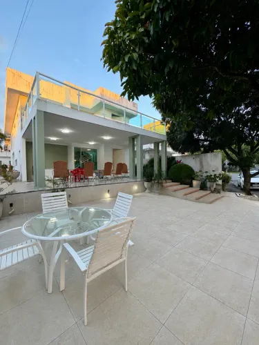 Vendo excelente casa no Condomínio Jardim Europa