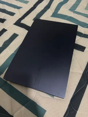 Laptop ASUS Vivobook Pro 15 K6502 para retirada de peças ou reparo.