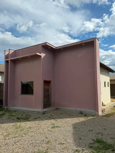 Vende-se Casa no Cidade Satélite