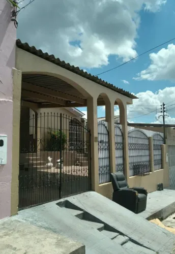 Casa Belvedere planalto próx a Av. Dublim