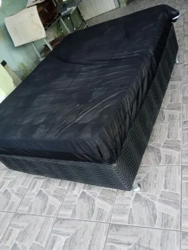 Cama box casal