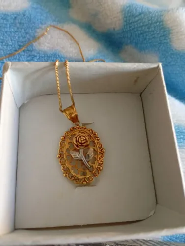 Pingente em ouro 18k 