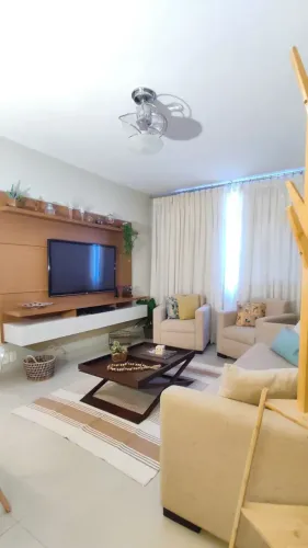 Apartamento para aluguel possui 100 metros quadrados com 4 quartos