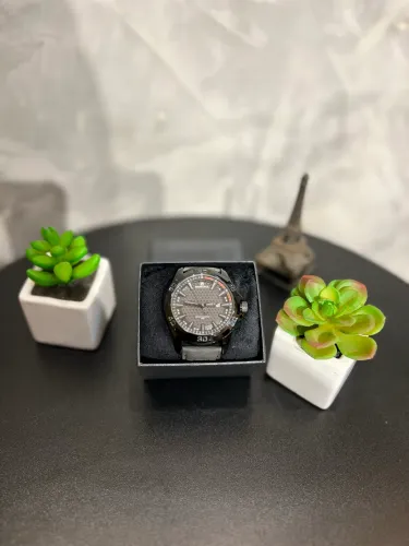 Relógio Masculino Naviforce Pulseira de Couro com Calendário
