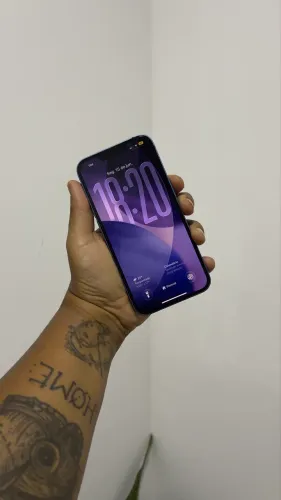 iPhone 13