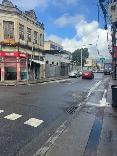 Imóvel para aluguel tem 16 metros quadrados em Engenho de Dentro - Rio de Janeiro - RJ