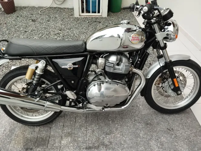 Royal Enfield Interceptor 650 Chrome