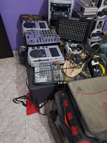 Equipamento de DJ completo 