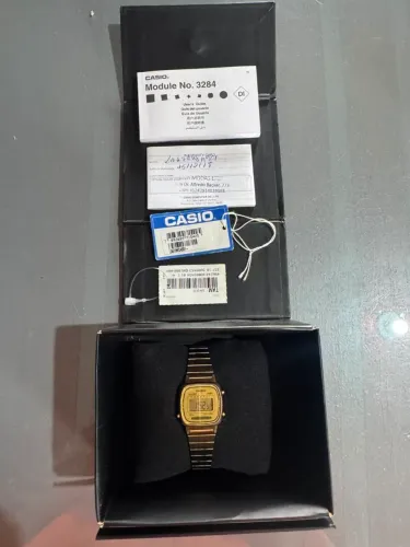 Relógio Casio Vintage Dourado LA670W Original Feminino Completo na Caixa