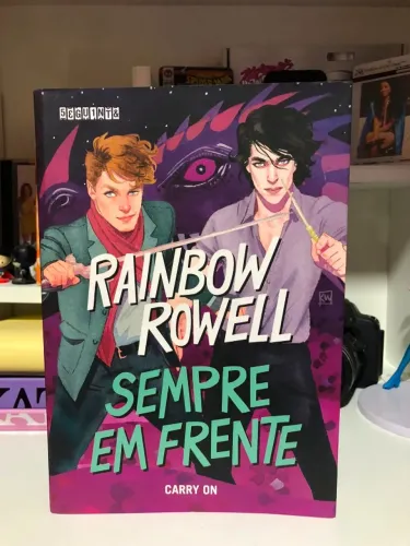 LIVRO: SEMPRE EM FRENTE (RAINBOW ROWELL)