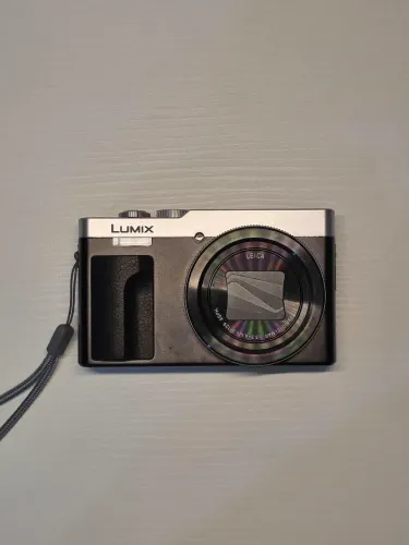 Câmera Panasonic Lumix TZ99 (estilo G7x)