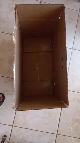 Vendo caixas de papelão