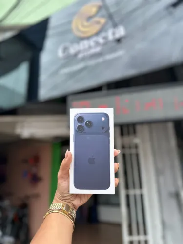 17 PRO MAX 256GB -AZUL / LOJA FÍSICA 