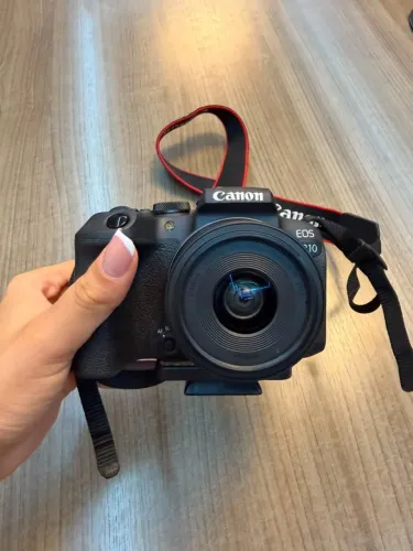 camera fotografica canon r10