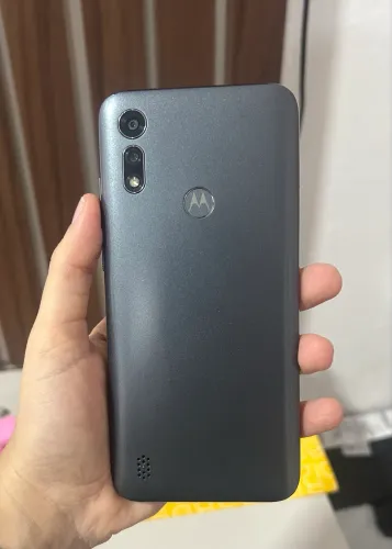 Moto e6i