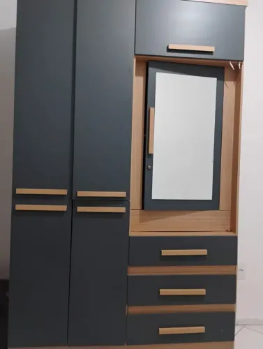 Guarda Roupa