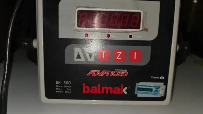 Balança Balmak 300KG, nunca usada.