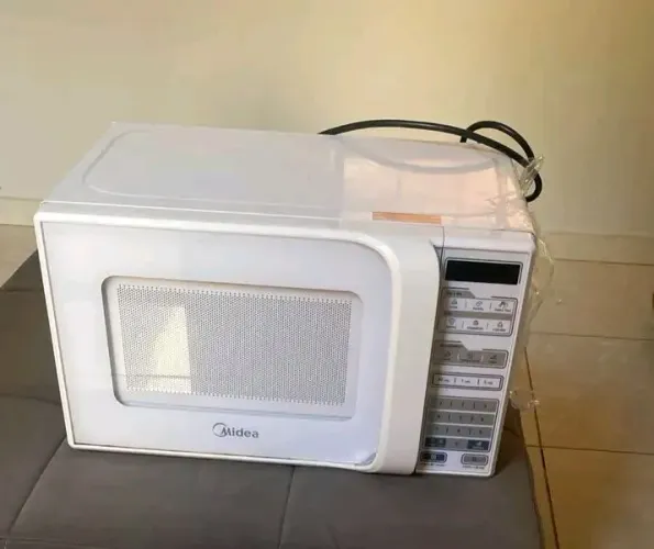 Microondas Midea 20 litros