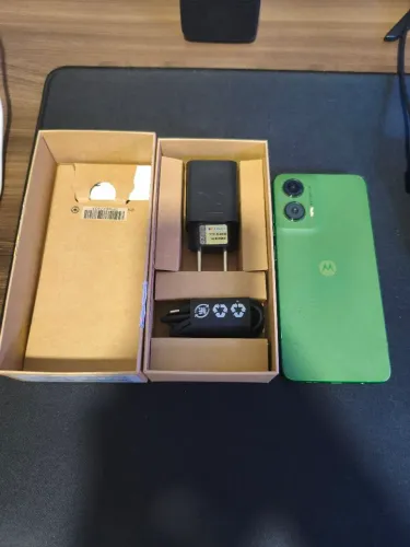 Moto g35 5g, novo na caixa, com nota fiscal.